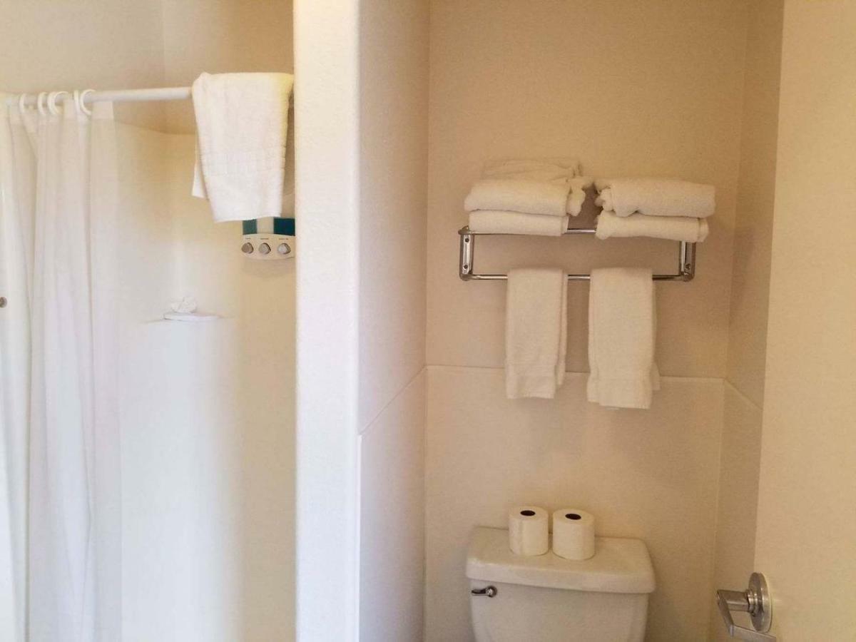 071A Private Studio Near South Rim Sleeps 6- No Kitchen Вал Екстериор снимка